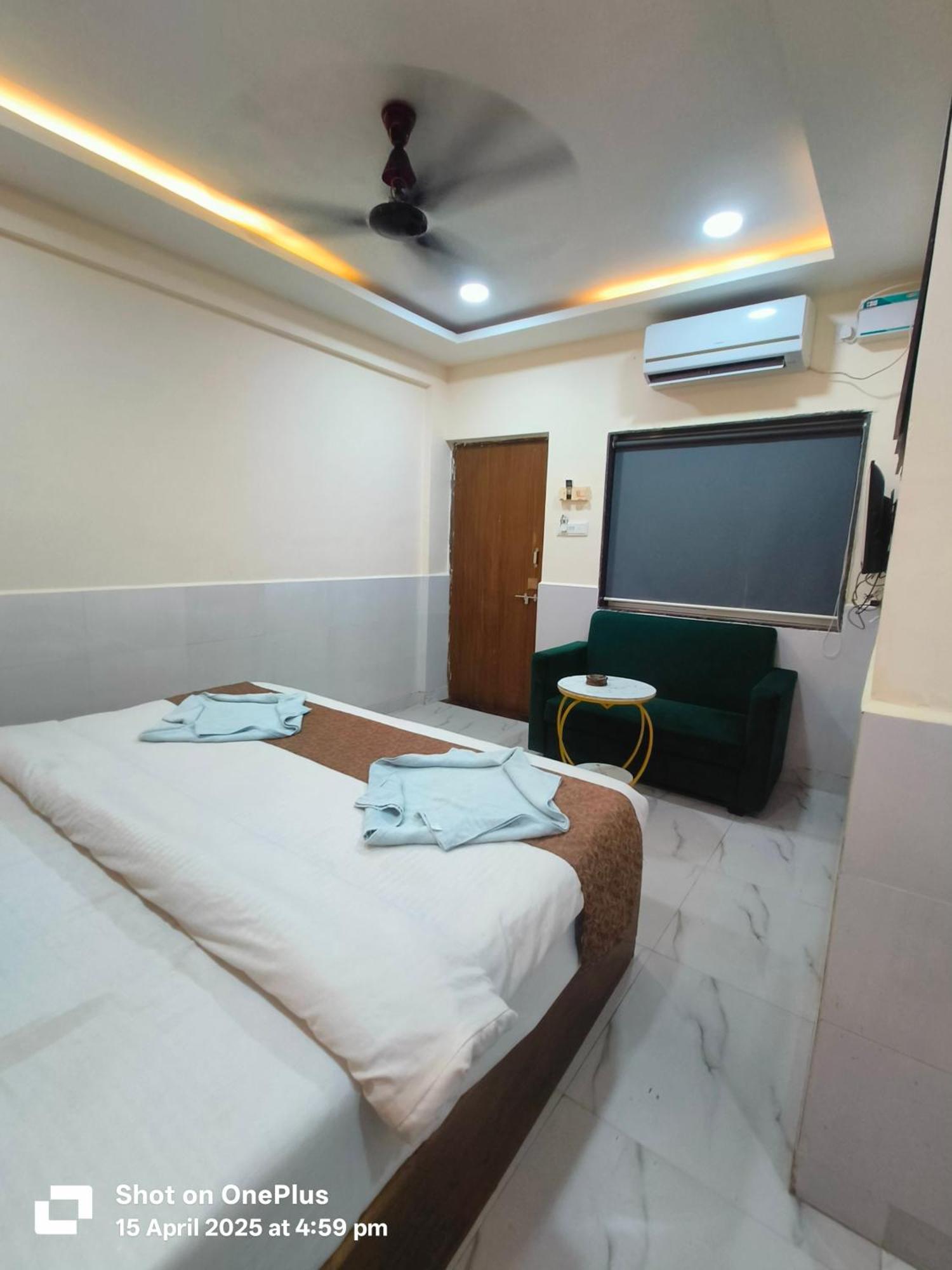 Hotel Small Daddy Plus Calangute Zewnętrze zdjęcie