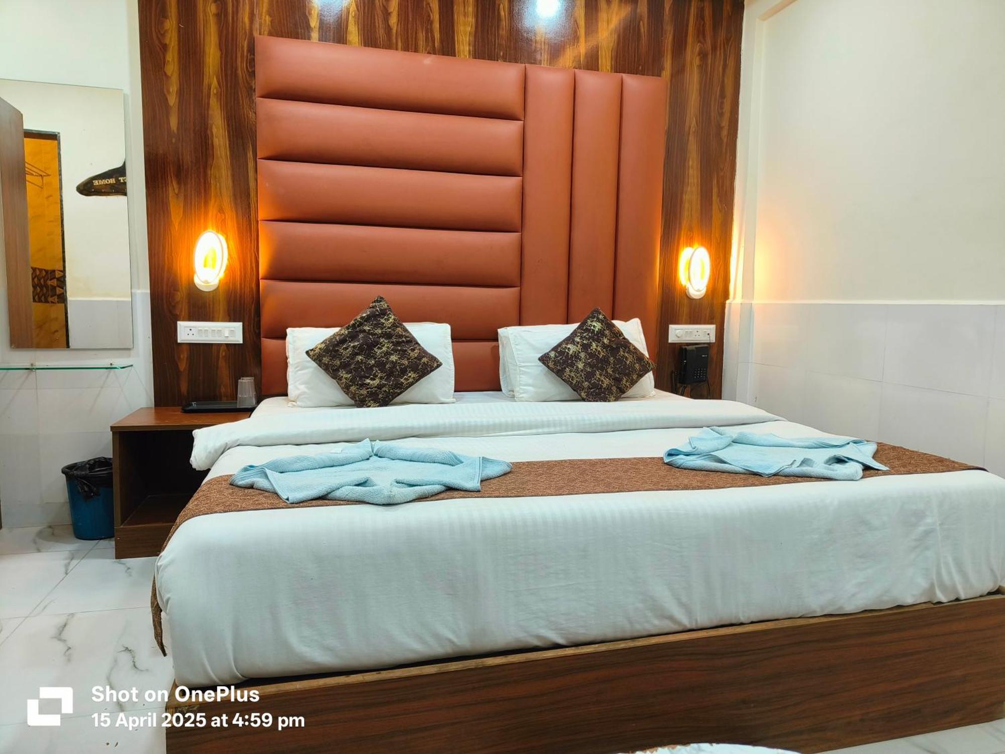 Hotel Small Daddy Plus Calangute Zewnętrze zdjęcie